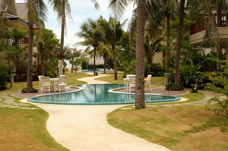 Baan Talay Samran 4 Bedrooms Villa With Beach And 3 Pools Cha-Am Exterior foto
